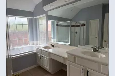 9304 Western Trail, Irving, TX 75063 - Photo 9