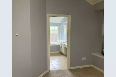 9304 Western Trail, Irving, TX 75063 - Photo 11