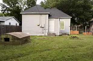 918 S Maxey St, Sherman, TX 75090 - Photo 31