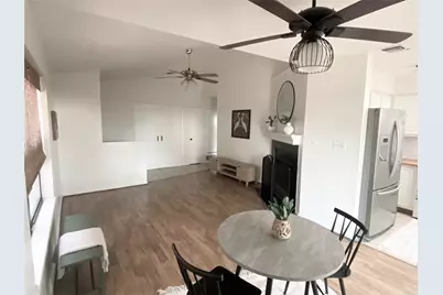 914 Azalia Drive, Lewisville, TX 75067 - Photo 5