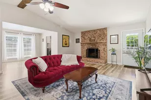 2137 Village Green Dr, Garland, TX 75044 - Photo 7