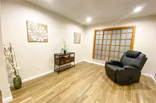 4250 Claremont Dr, Grand Prairie, TX 75052 - Photo 7