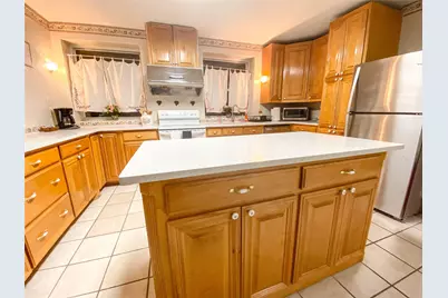 4250 Claremont Drive, Grand Prairie, TX 75052 - Photo 3