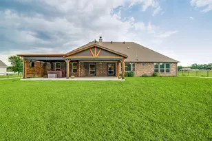 1013 Finney Dr, Weatherford, TX 76085 - Photo 3