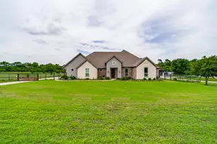 1013 Finney Dr, Weatherford, TX 76085 - Photo 1