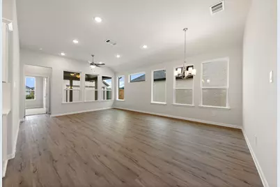 1907 Mitchell Drive, Van Alstyne, TX 75495 - Photo 9
