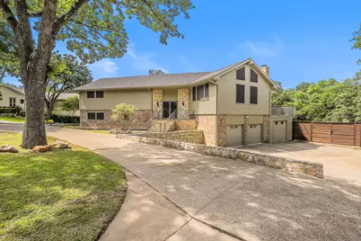 1724 Prestonwood Drive, Arlington, TX 76012 - Photo 1
