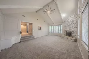 1724 Prestonwood Dr, Arlington, TX 76012 - Photo 9