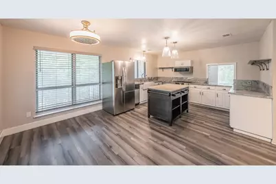 1724 Prestonwood Drive, Arlington, TX 76012 - Photo 13