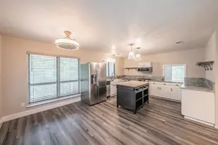 1724 Prestonwood Dr, Arlington, TX 76012 - Photo 13