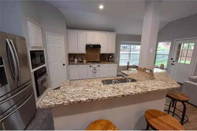 2212 Tralee Circle, McKinney, TX 75072 - Photo 9