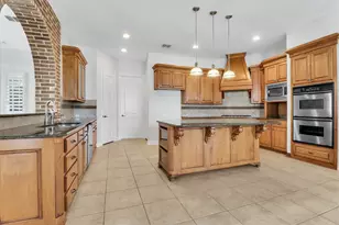 1216 Queen Peggy Ln, Lewisville, TX 75056 - Photo 11