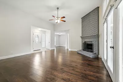 5446 Meadow Vista Lane, Garland, TX 75043 - Photo 9