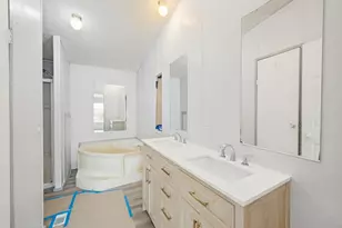 6205 N Highland Cir, Haltom City, TX 76117 - Photo 9
