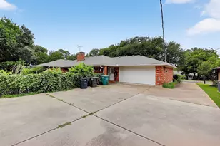 4213 Hildring Dr W, Fort Worth, TX 76109 - Photo 35