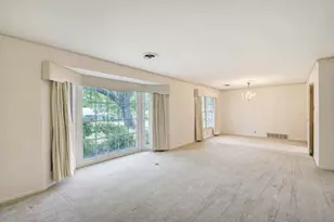 4213 Hildring Dr W, Fort Worth, TX 76109 - Photo 5