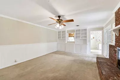 4213 Hildring Drive W, Fort Worth, TX 76109 - Photo 11
