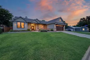 815 W Ball St, Weatherford, TX 76086 - Photo 1