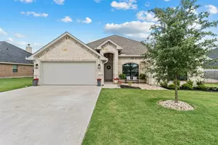 828 Agile St, Hewitt, TX 76643 - Photo 3