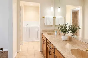 6619 Saddle Ridge Rd, Arlington, TX 76016 - Photo 17