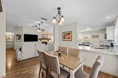 2035 Clearwater Trail, Carrollton, TX 75010 - Photo 9