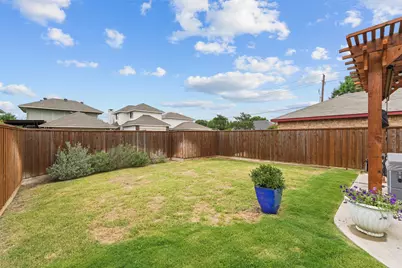2035 Clearwater Trail, Carrollton, TX 75010 - Photo 31