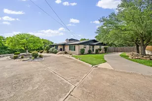 801 NW 7th Ave, Mineral Wells, TX 76067 - Photo 3