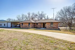 4763 Blue Flat Rd, Gordon, TX 76453 - Photo 3