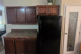 237 High Bluff Dr, Bridgeport, TX 76426 - Photo 5