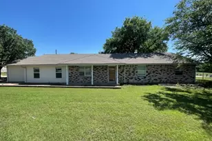 3010 Clearview Dr, Midlothian, TX 76065 - Photo 1