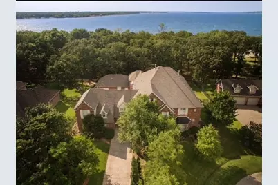 721 Paradise Cove, Shady Shores, TX 76208 - Photo 1