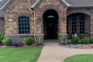 124 Carnes Ct, Springtown, TX 76082 - Photo 3