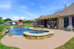 124 Carnes Ct, Springtown, TX 76082 - Photo 33