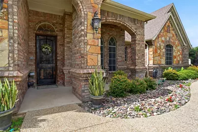124 Carnes Court, Springtown, TX 76082 - Photo 5