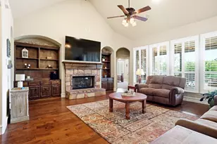 124 Carnes Ct, Springtown, TX 76082 - Photo 11
