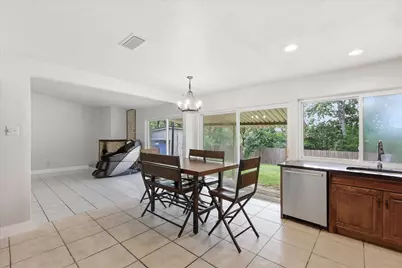 1839 Sherwood Lane, Carrollton, TX 75006 - Photo 15