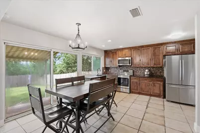 1839 Sherwood Lane, Carrollton, TX 75006 - Photo 13