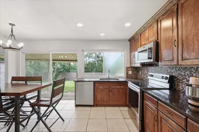 1839 Sherwood Lane, Carrollton, TX 75006 - Photo 21
