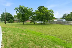 401 Briarfield St, Hewitt, TX 76643 - Photo 25
