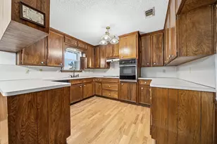 401 Briarfield St, Hewitt, TX 76643 - Photo 7