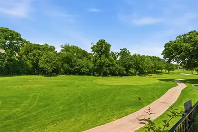 3033 Greenhill Drive, Plano, TX 75093 - Photo 33