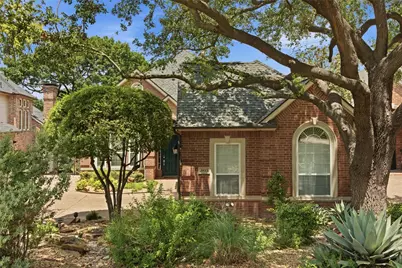 3033 Greenhill Drive, Plano, TX 75093 - Photo 3