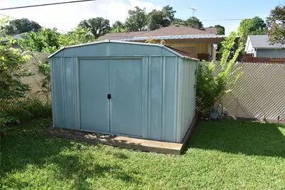 9944 Greenfield Drive, Dallas, TX 75238 - Photo 25