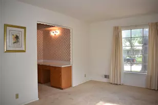9944 Greenfield Dr, Dallas, TX 75238 - Photo 17