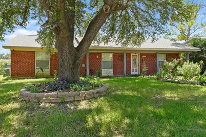 4014 W Rochelle Road, Irving, TX 75062 - Photo 1