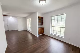 1014 Yvonne Dr, Joshua, TX 76058 - Photo 7