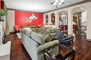 835 Rockingham Dr, Irving, TX 75063 - Photo 9