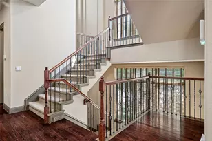 835 Rockingham Dr, Irving, TX 75063 - Photo 13