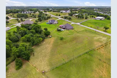 115 Mike Thornton Court, Weatherford, TX 76088 - Photo 25