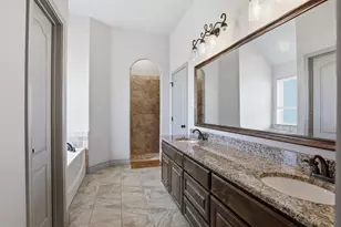 115 Mike Thornton Ct, Weatherford, TX 76088 - Photo 23